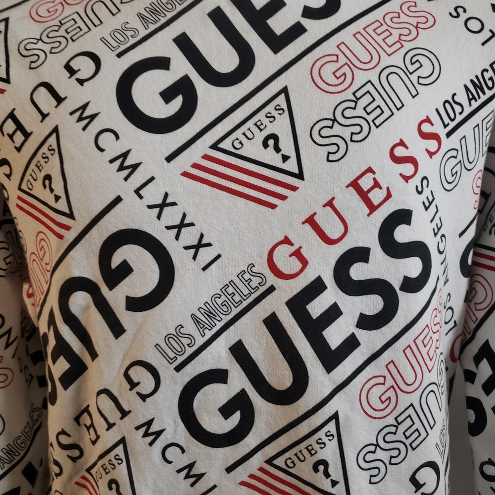 🛑SOLD🛑Guess Stan Logo Sweater - Picture 4 of 6